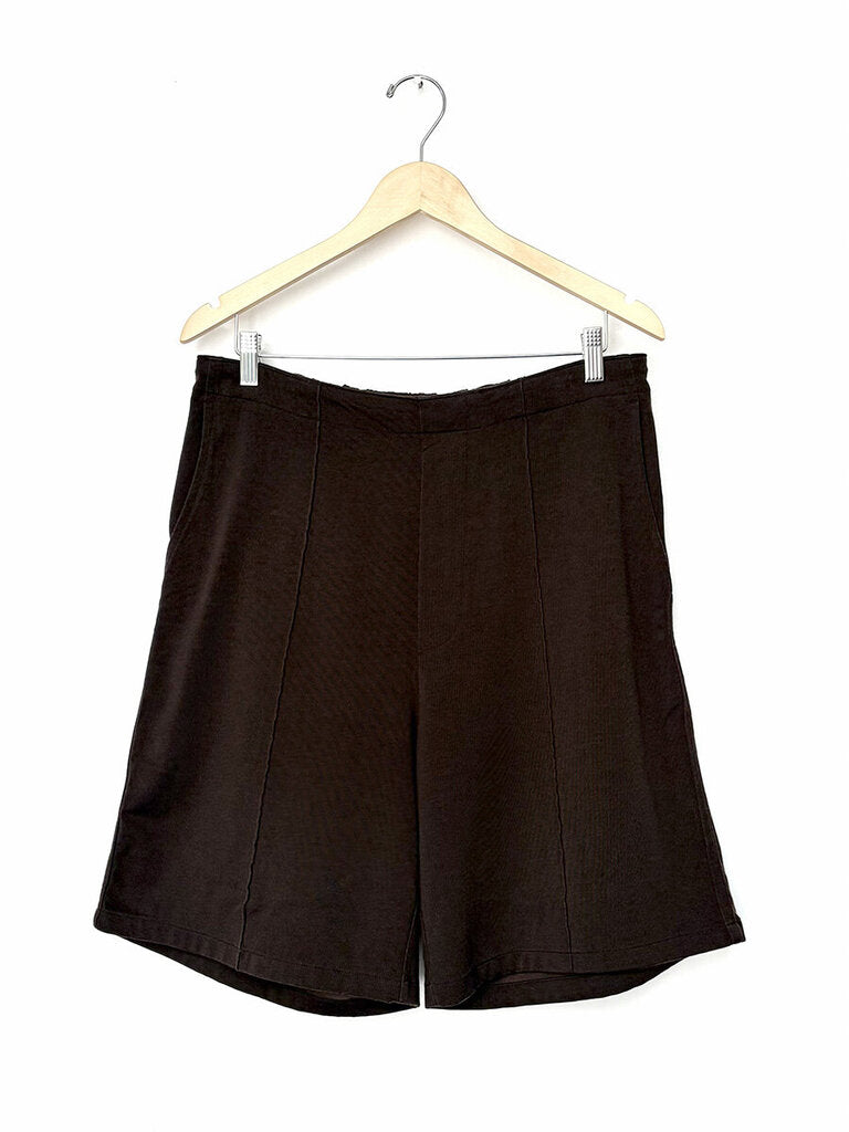 LADY WHITE CO SHORTS SIZE LARGE
