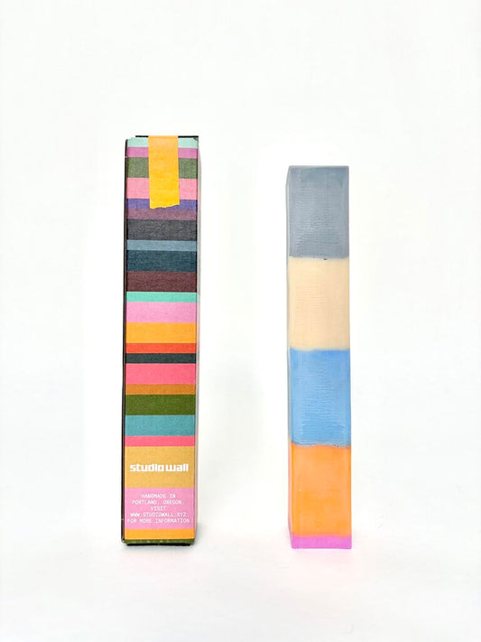 STUDIO WALL CANDLE 01 060926