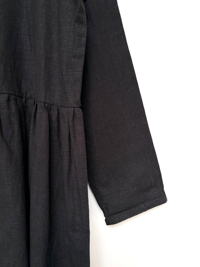 OVATE LINEN DRESS SIZE LARGE