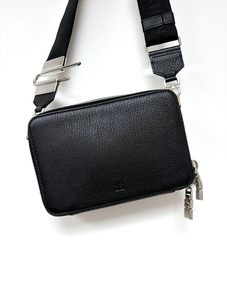GIVENCY ANTIGONIA CROSSBODY BAG