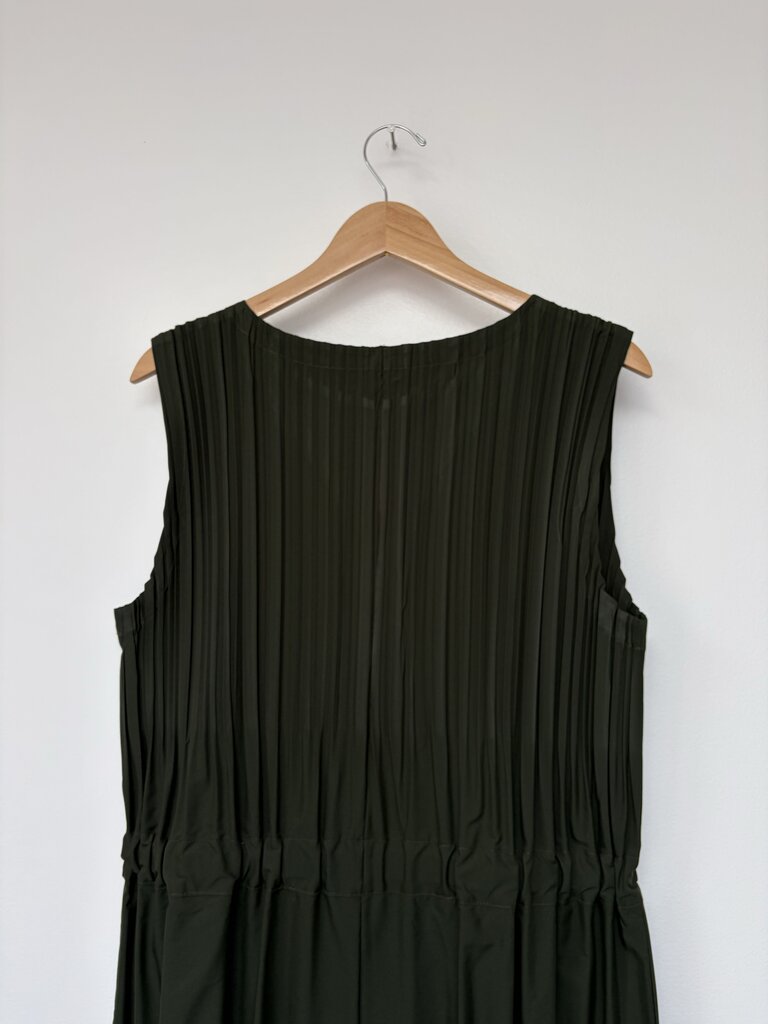 ISSEY MIYAKE PLEATS PLEASE JUMPSUIT SIZE 3