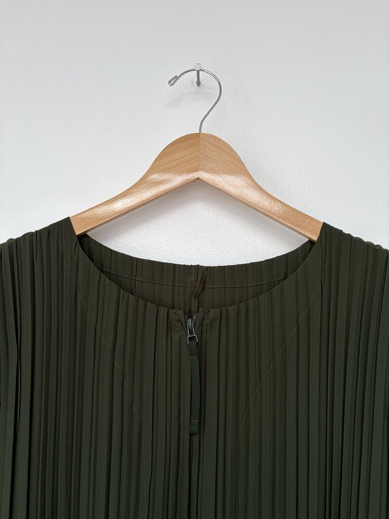 ISSEY MIYAKE PLEATS PLEASE JUMPSUIT SIZE 3