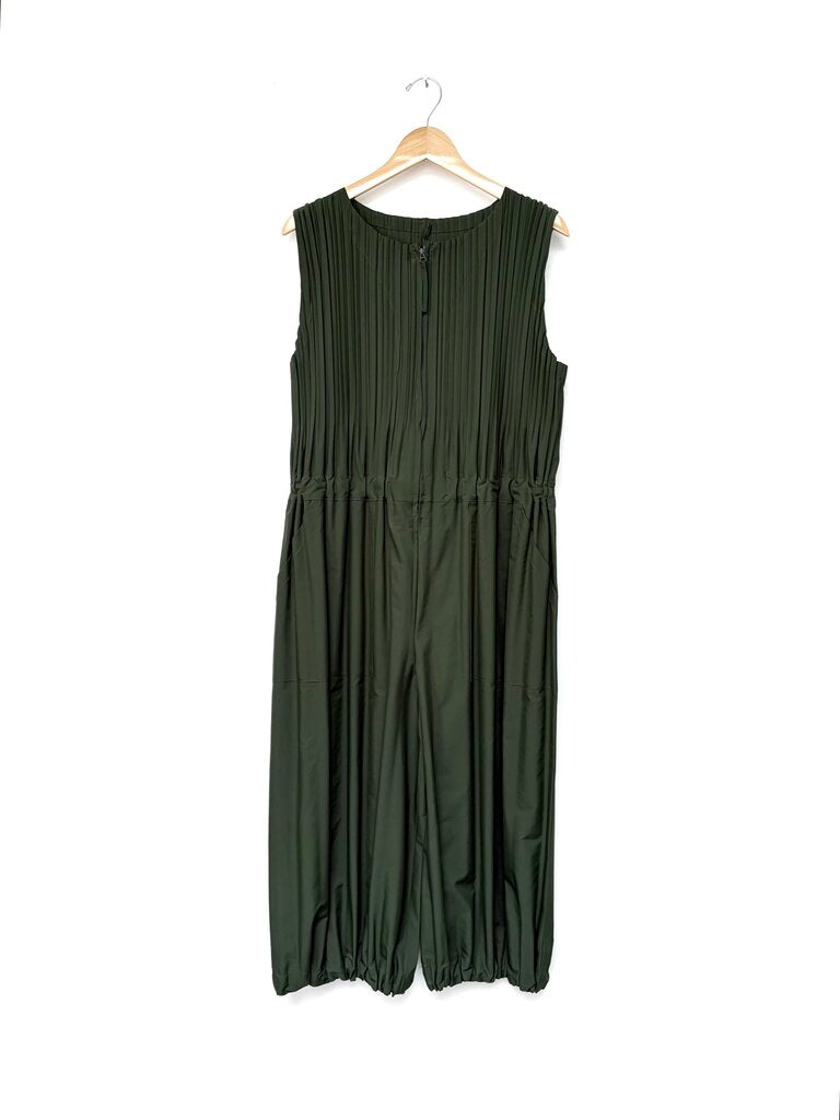 ISSEY MIYAKE PLEATS PLEASE JUMPSUIT SIZE 3