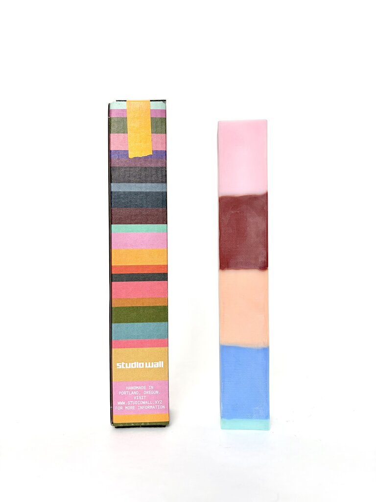 STUDIO WALL CANDLE 01 052026