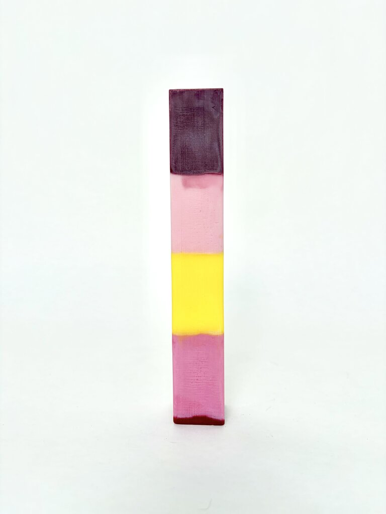 STUDIO WALL CANDLE 01 060826